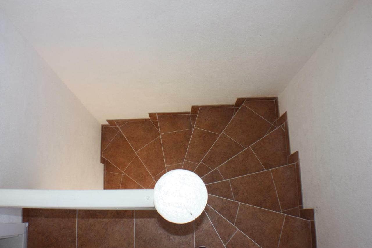 Studio Apartman Jacqueline Zadar Exterior foto